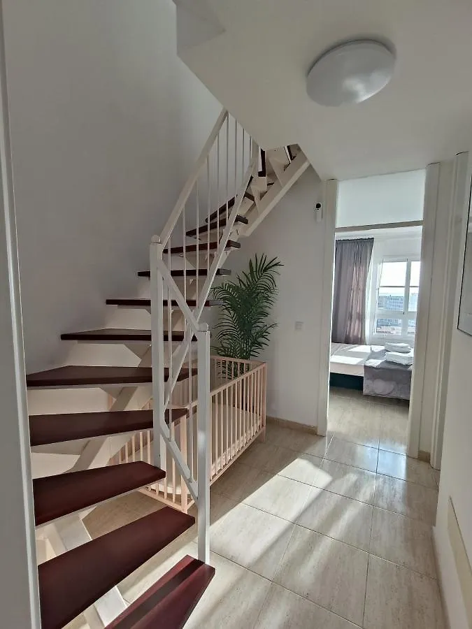 아파트 Apartamento Familiar Arcoiris Primera Linea De La Playa 칼라오살바헤 스페인